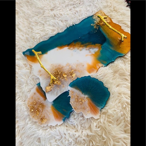 Hand made Resin Art  tray with coaster Set - Picture 1 of 4